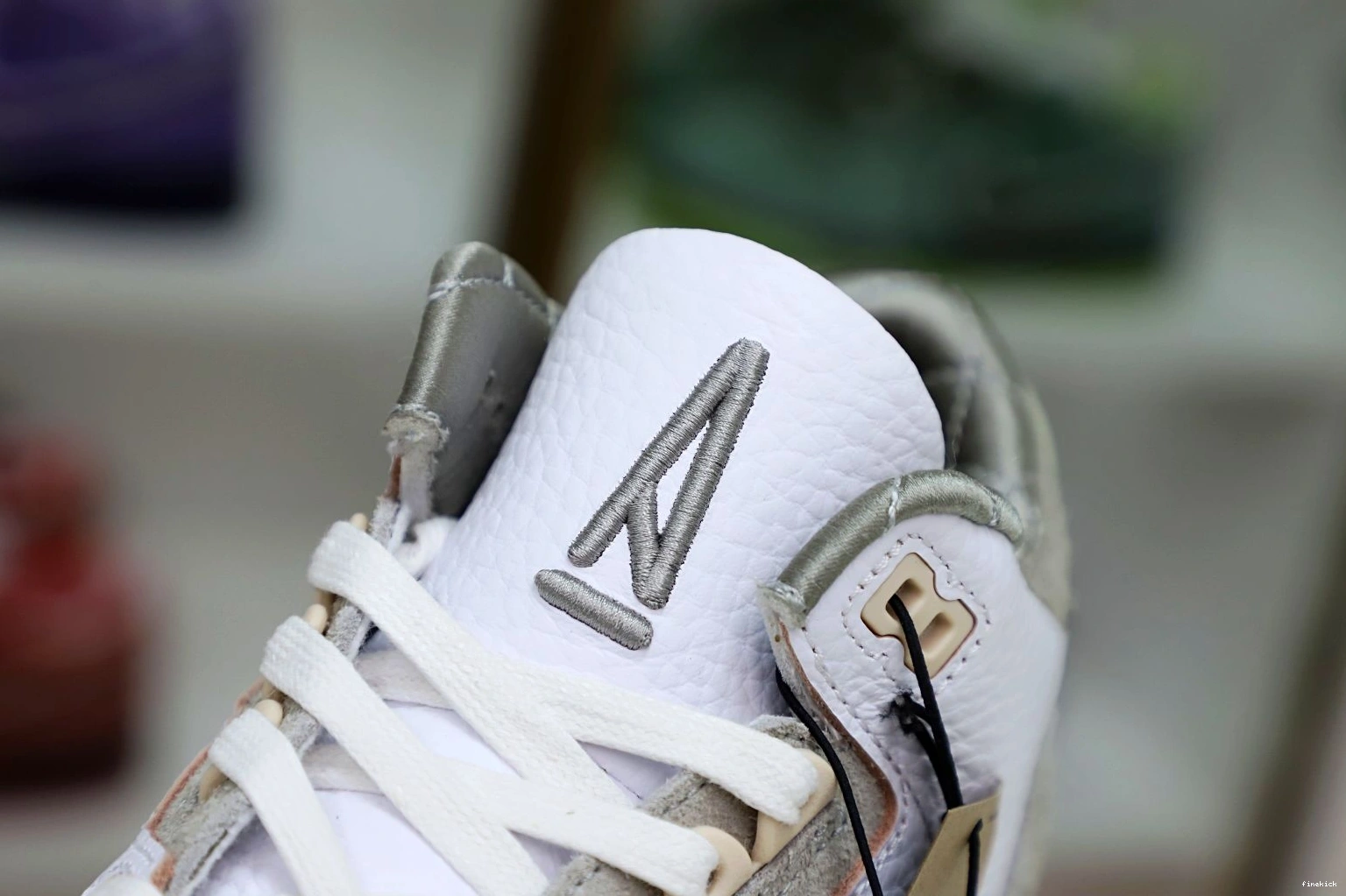 AIR X WMNS 3 MANIÉRE JORDAN 0105